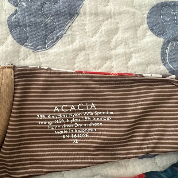 Acacia Geneva top - Picture 2 of 2